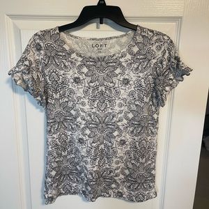 Patterned cotton tee with ruffle sleeves